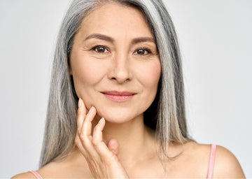 Jak hennować siwe włosy (3/5)