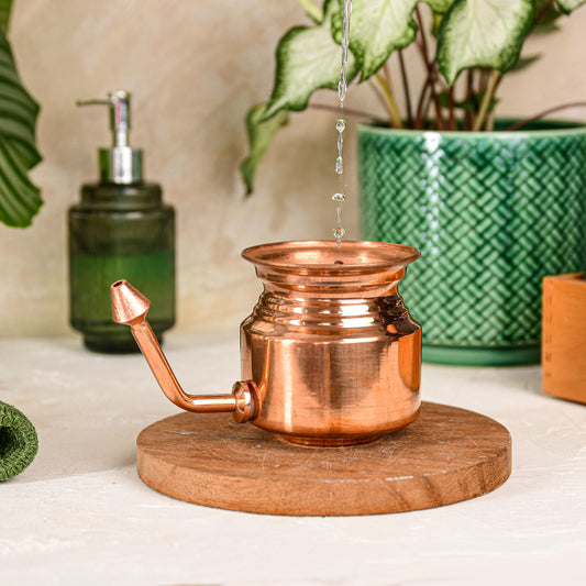 Neti pot copper for nasal cleansing